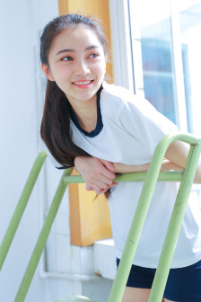 解剖年轻女尸图片